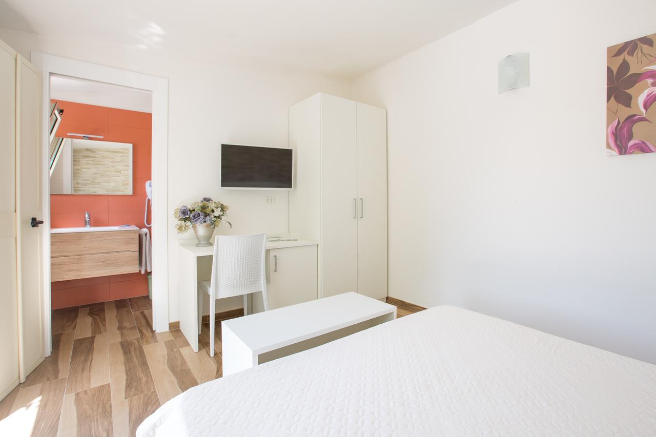 Albergo Labotte Весте Екстериор снимка